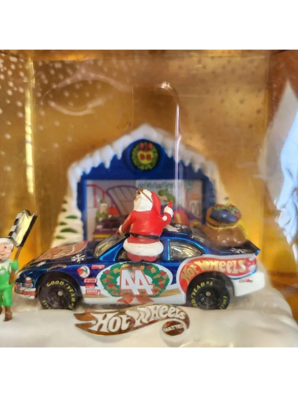 Hot Wheels Holiday Series IV Set Of 3 Exclusive Holiday Vehicles In Original Pac